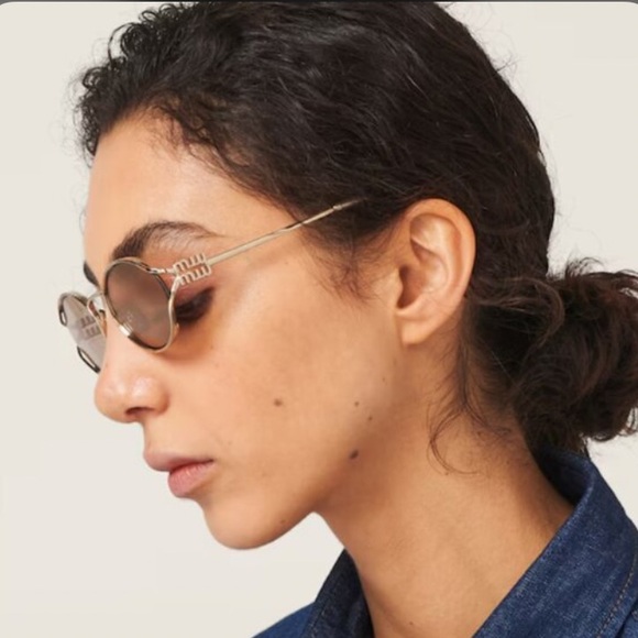 NEW MIU MIU SMU 52Y ZVN20F OVAL WOMEN SUNGLASSES MU52YS ZVN20F GOLD MU 52YS main image 12